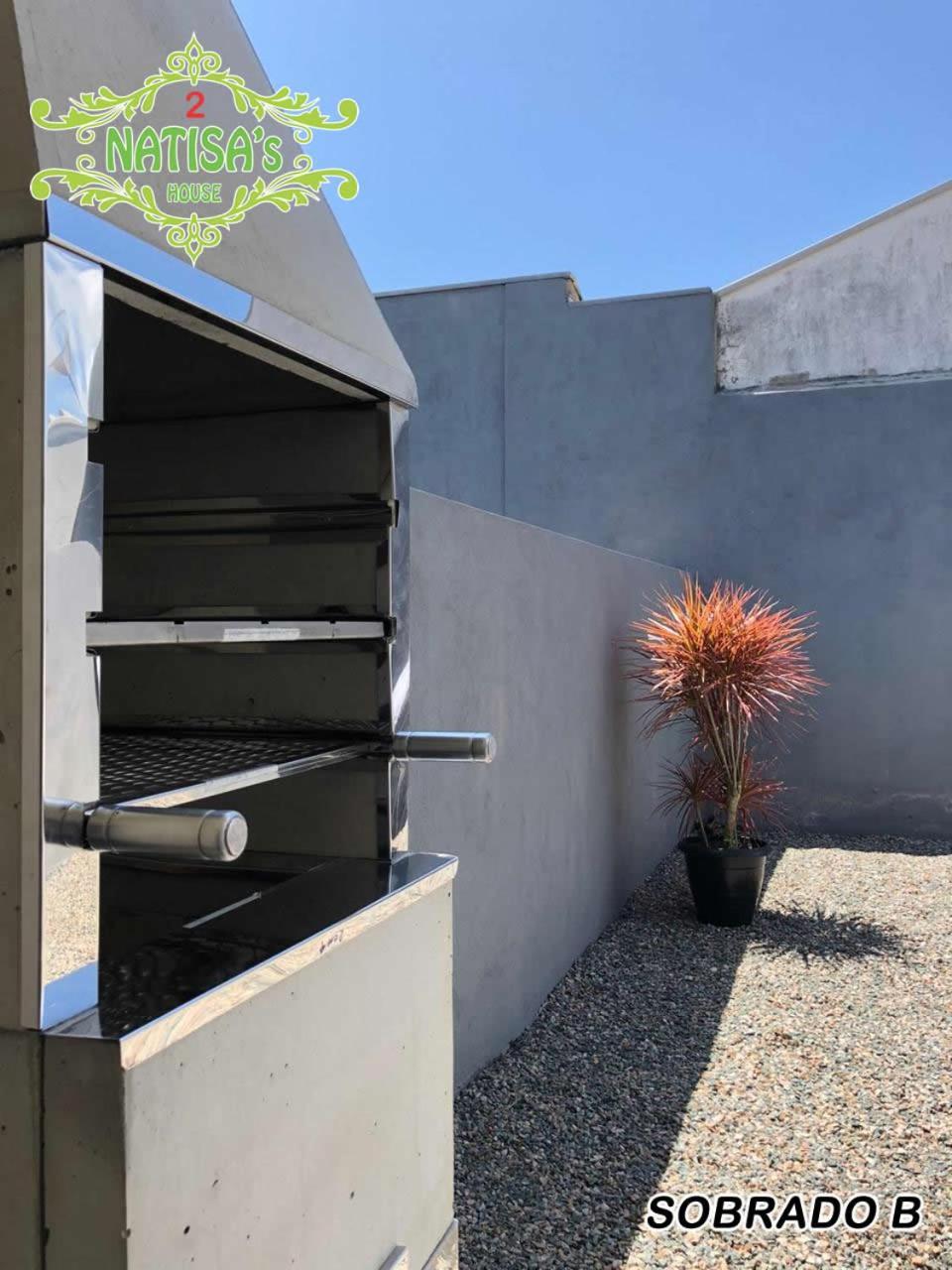 Sobrados Aconchegante Com Piscina 