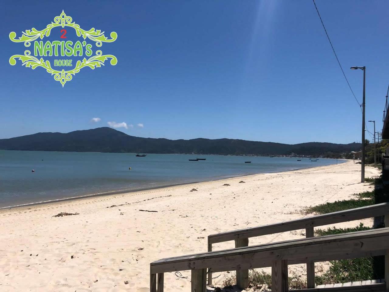 Sobrados Aconchegante Com Piscina 